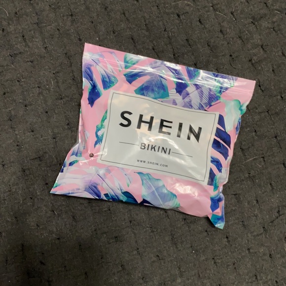 SHEIN Bikini - Picture 2 of 2